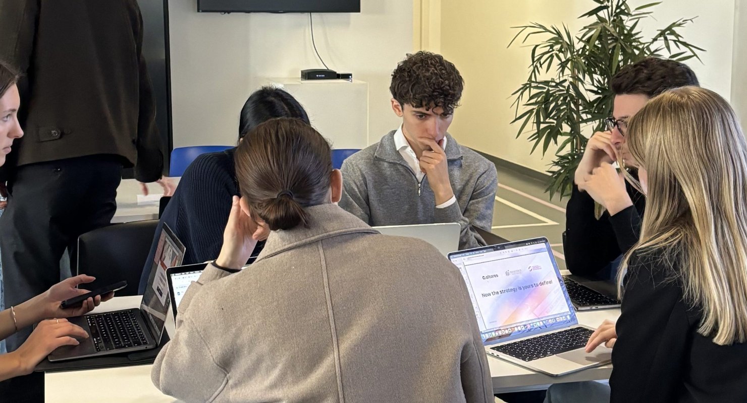 Hackathon at IUM : Students and Startups Co‑Create Impact